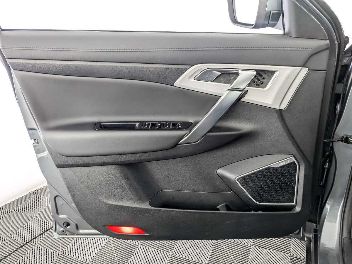 Купить Geely Atlas с пробегом. Фото: #18