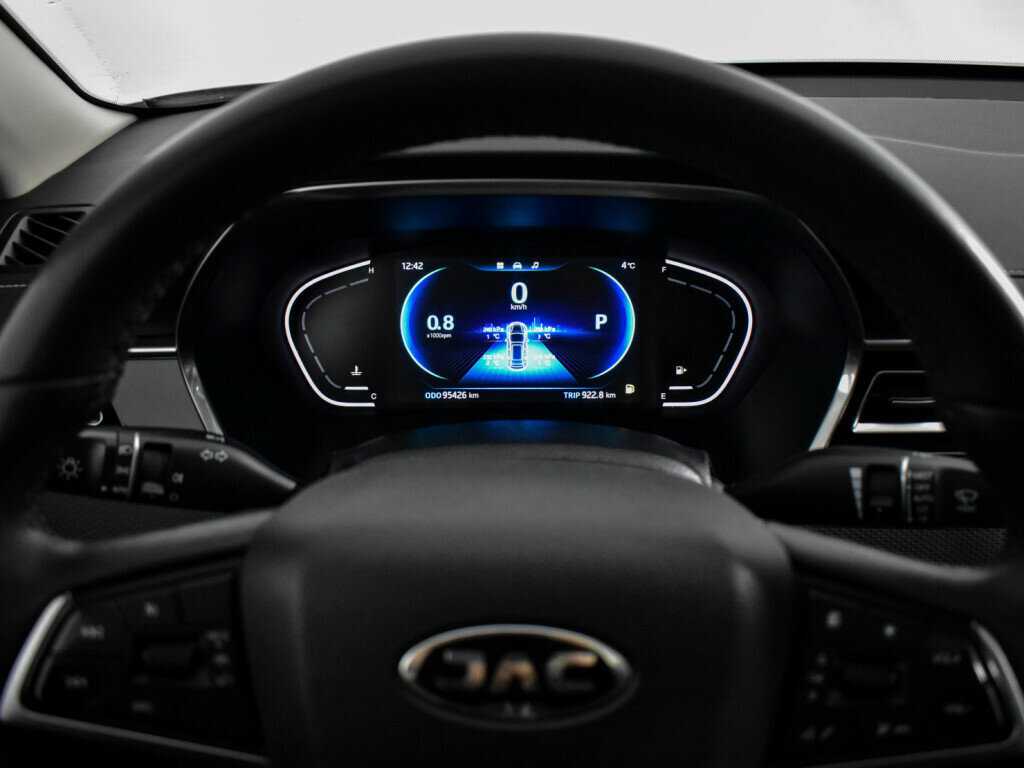 Купить JAC J7 с пробегом. Фото: #21