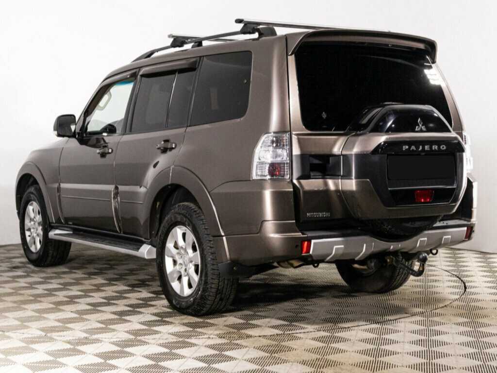 Купить Mitsubishi Pajero с пробегом. Фото: #6