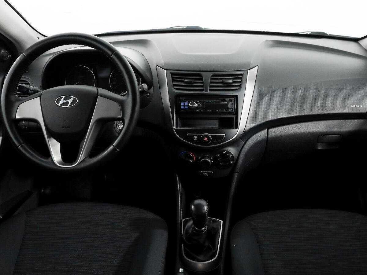 Купить Hyundai Solaris с пробегом. Фото: #7