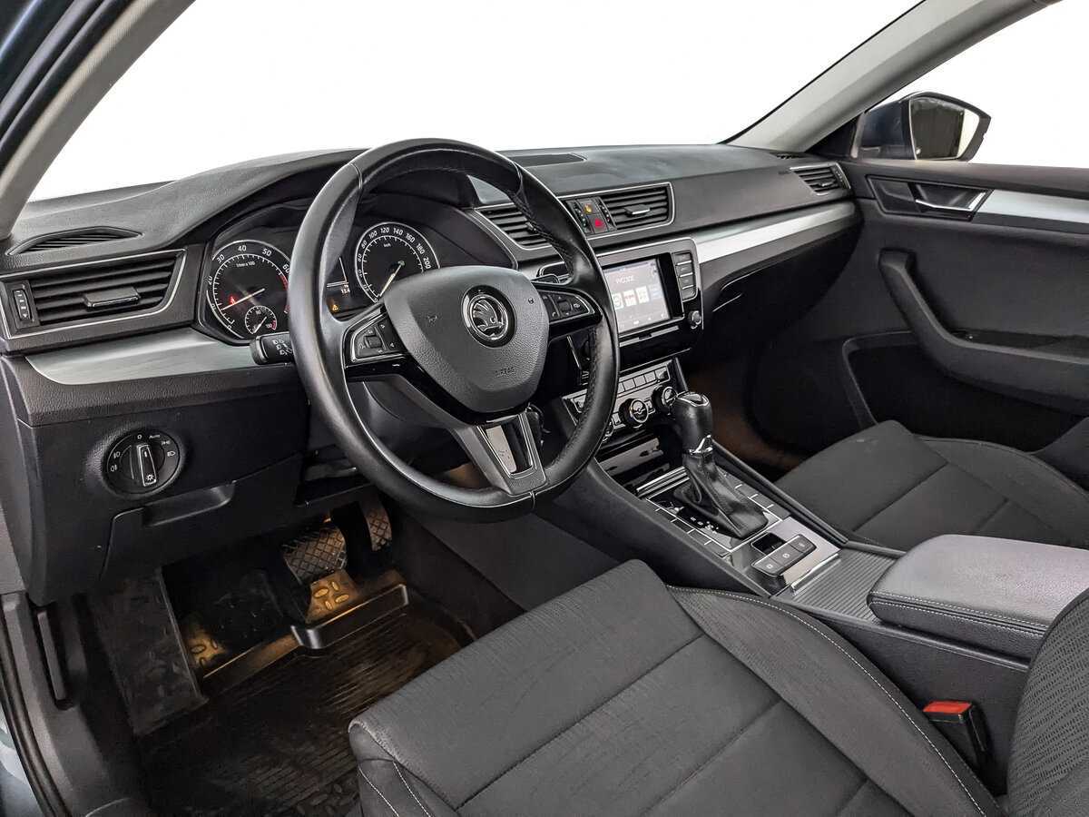 Купить Skoda Superb с пробегом. Фото: #10