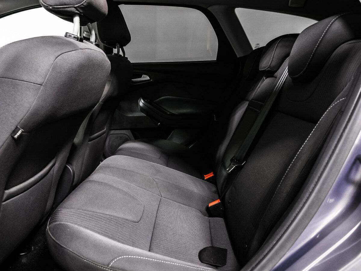 Купить Ford Focus с пробегом. Фото: #11