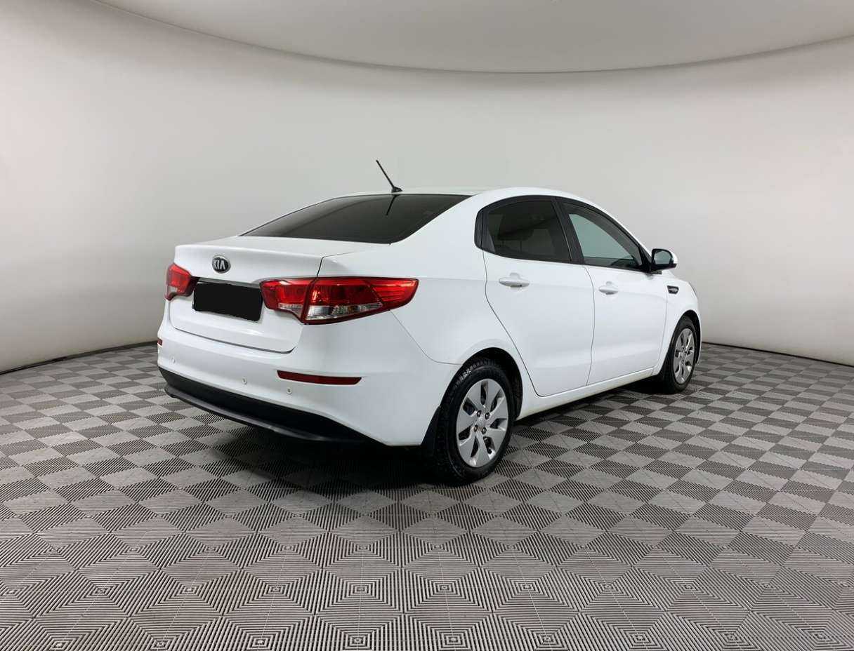 Купить Kia Rio с пробегом. Фото: #4