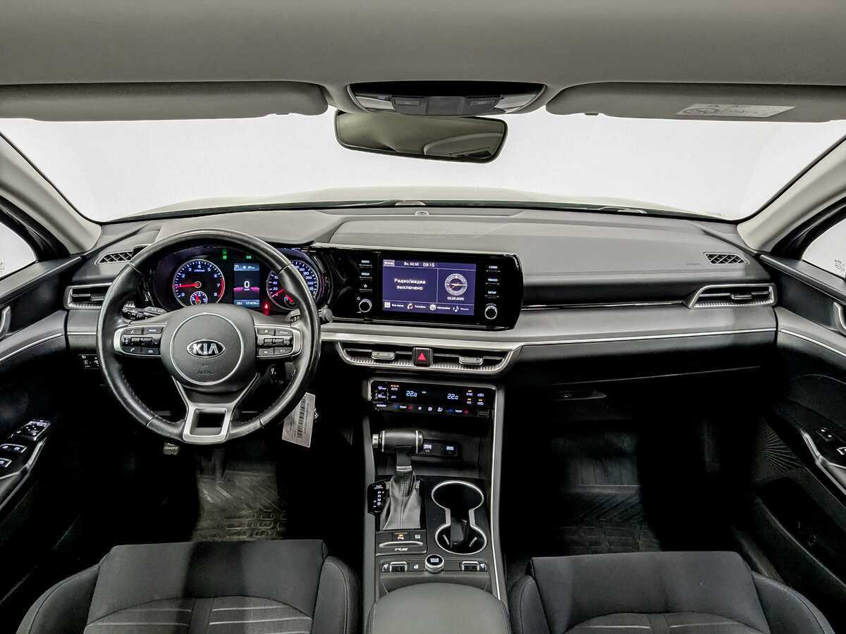Купить Kia K5 с пробегом. Фото: #13