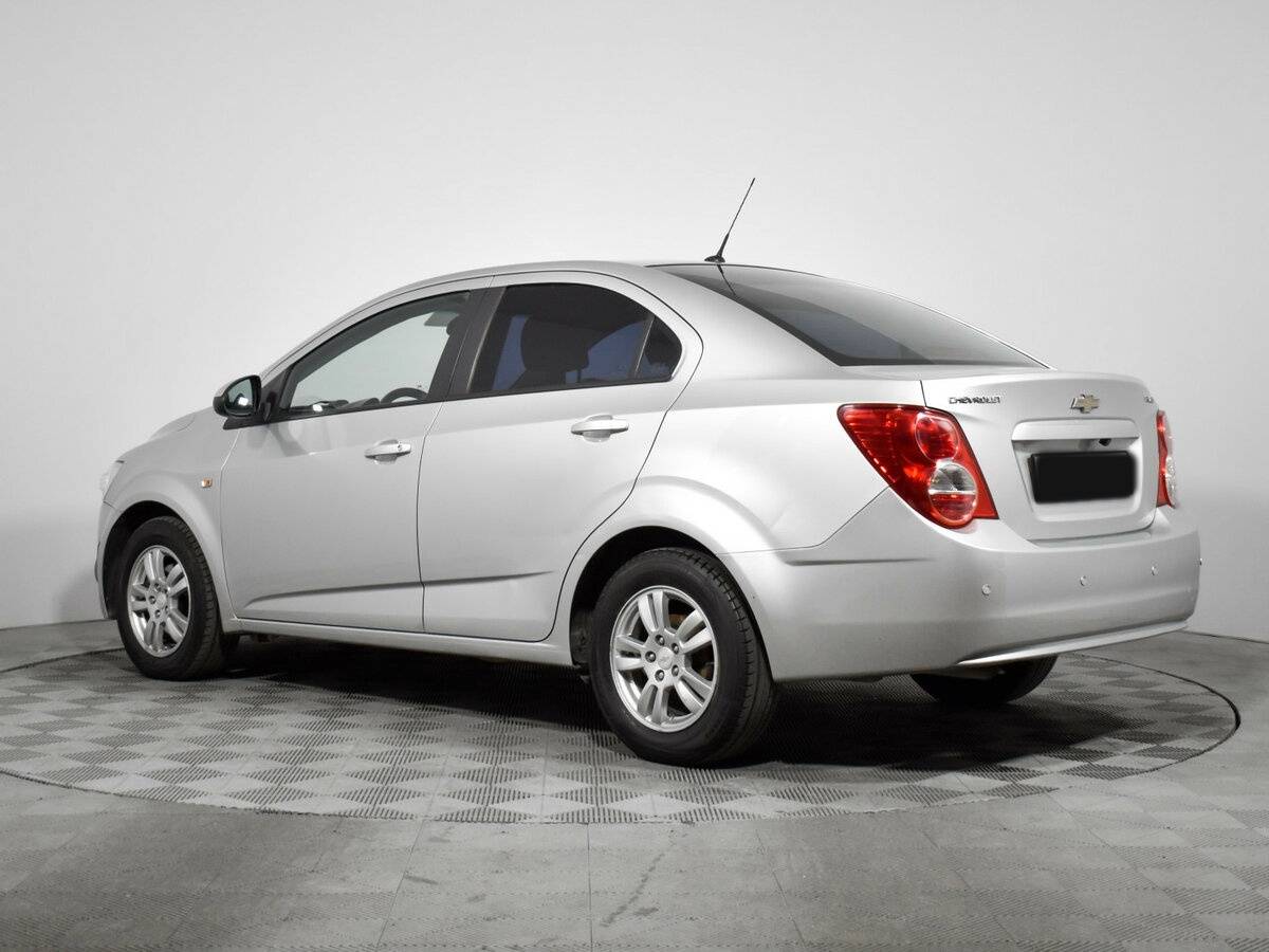 Купить Chevrolet Aveo с пробегом. Фото: #6