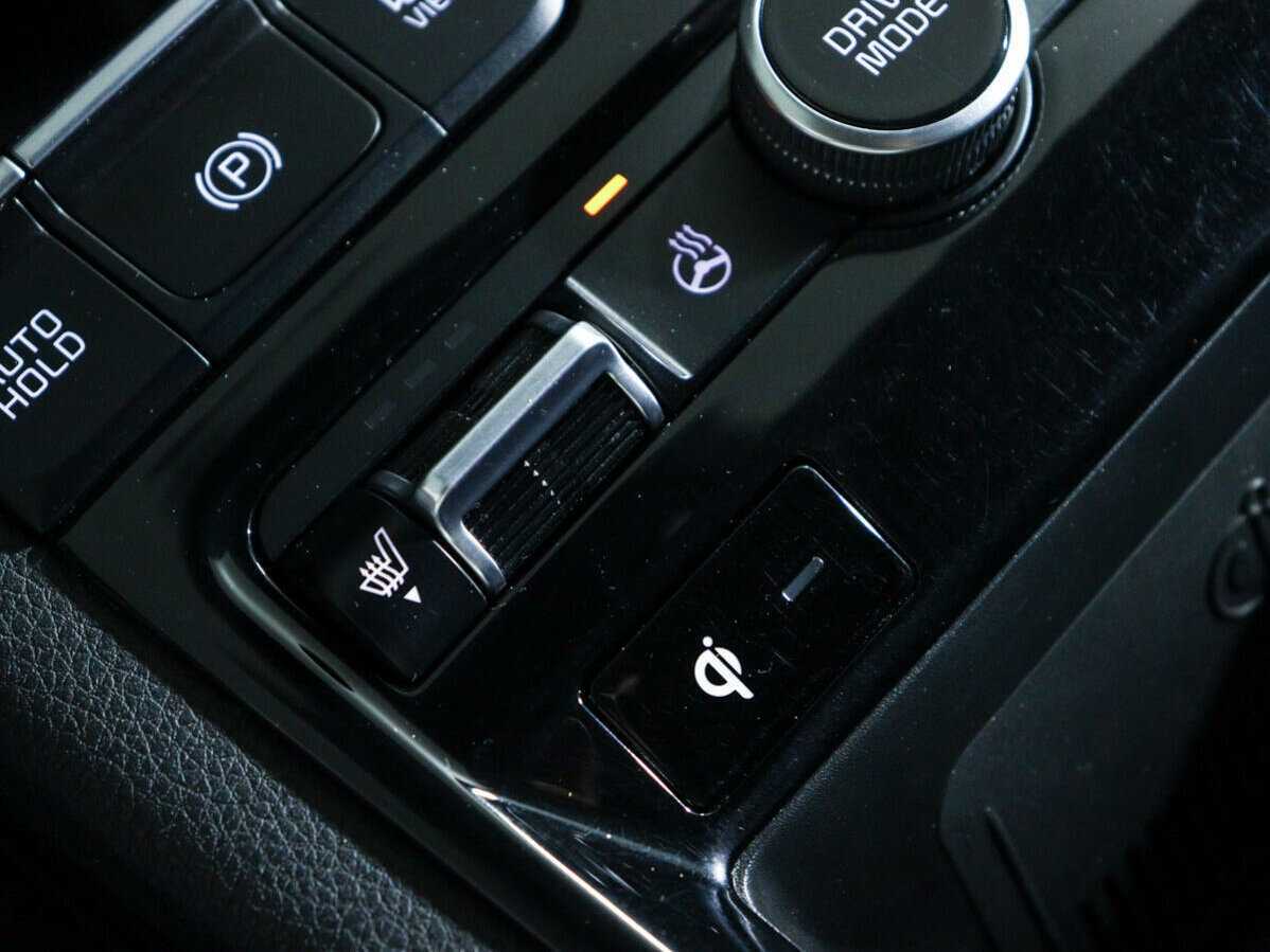 Купить Kia K5 с пробегом. Фото: #15