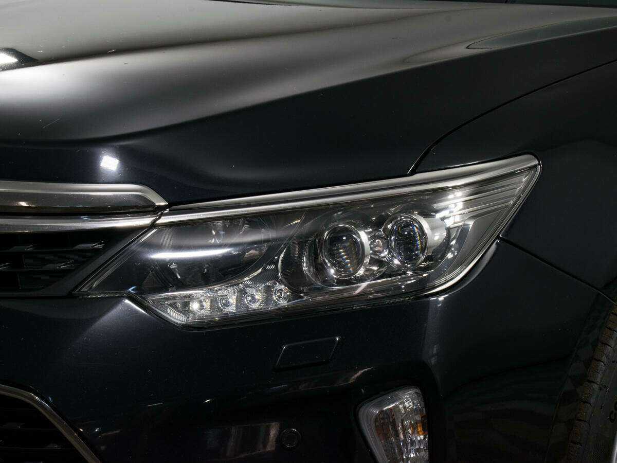 Купить Toyota Camry с пробегом. Фото: #20