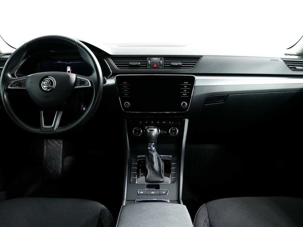 Купить Skoda Superb с пробегом. Фото: #10
