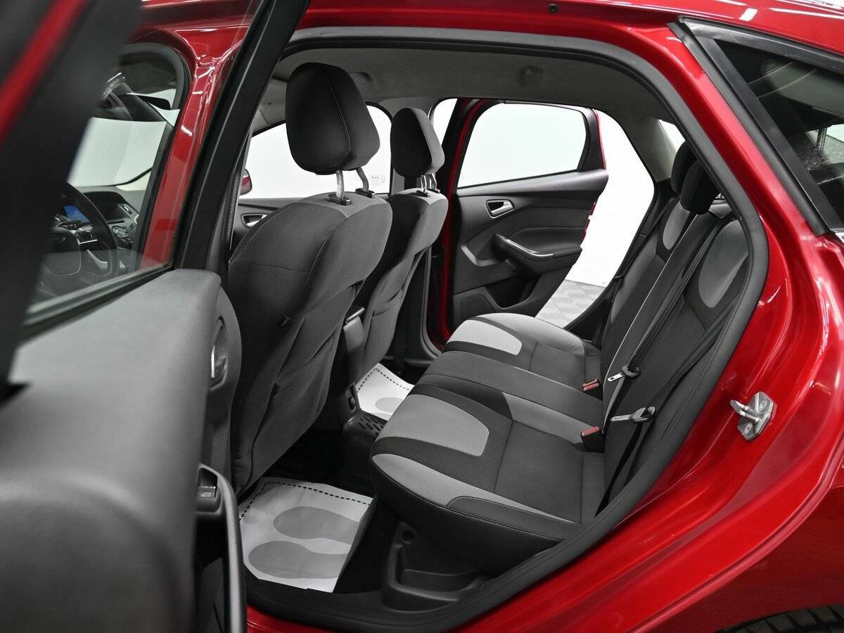 Купить Ford Focus с пробегом. Фото: #10