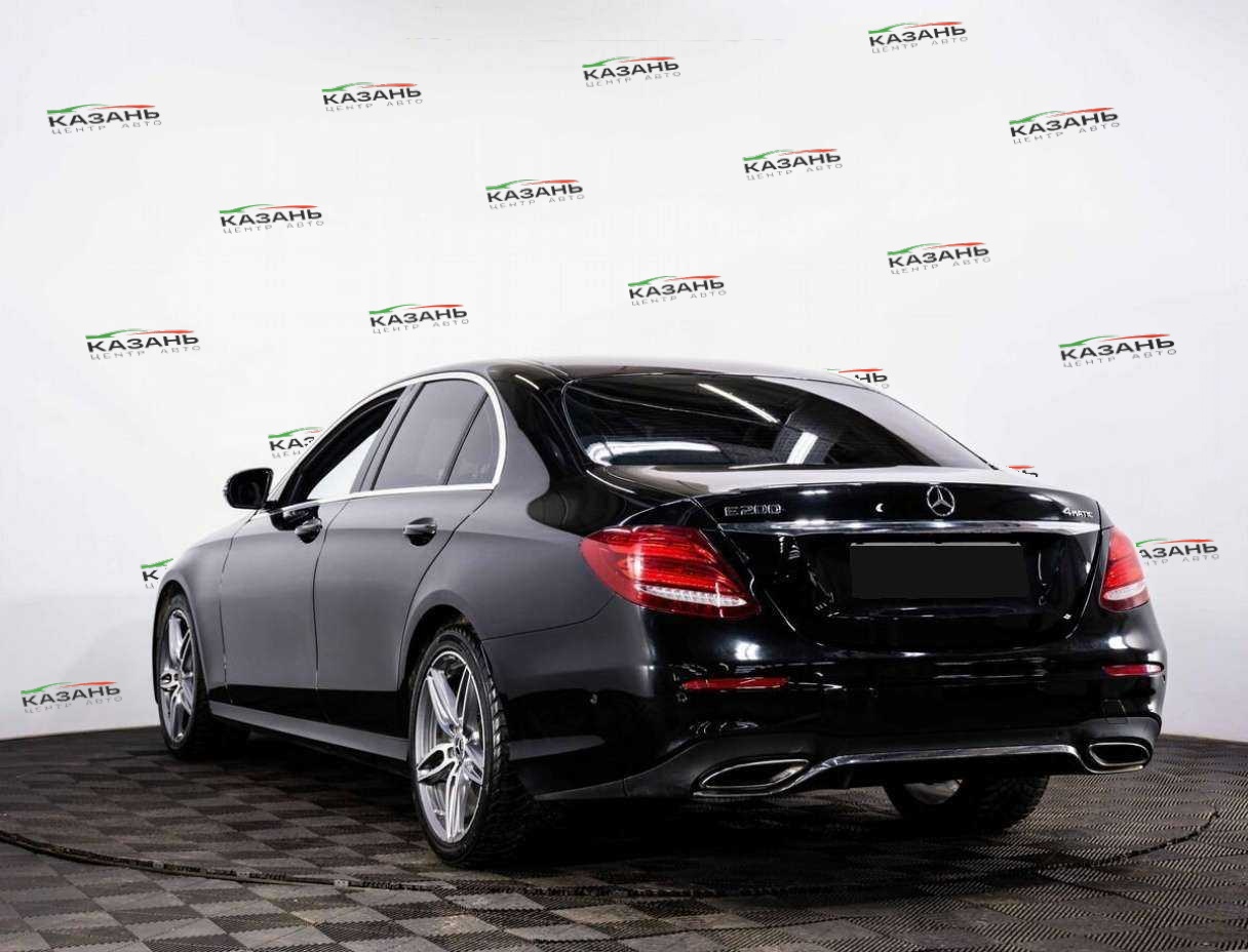 Купить Mercedes-Benz E-Класс с пробегом. Фото: #3