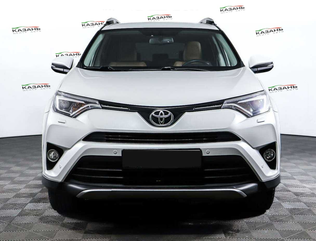 Купить Toyota RAV4 с пробегом. Фото: #1