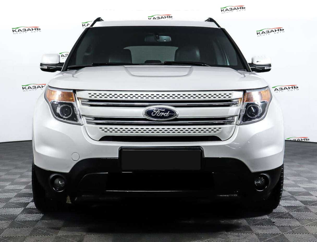 Купить Ford Explorer с пробегом. Фото: #1