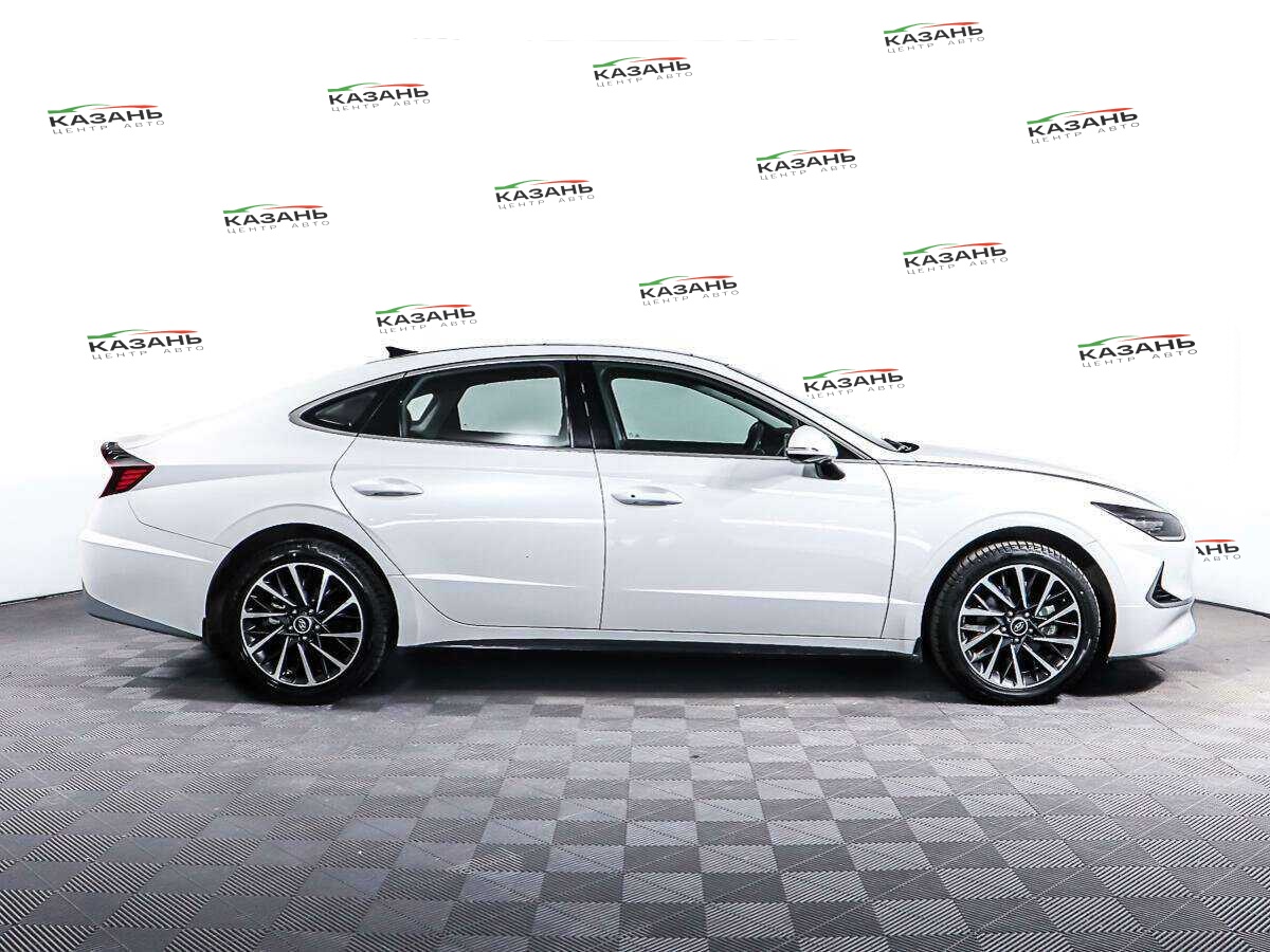 Купить Hyundai Sonata с пробегом. Фото: #3