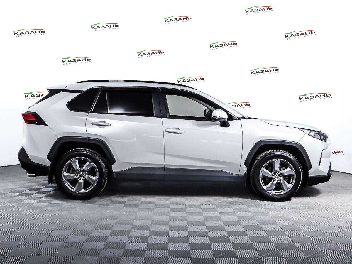 Купить Toyota RAV4 с пробегом. Фото: #3