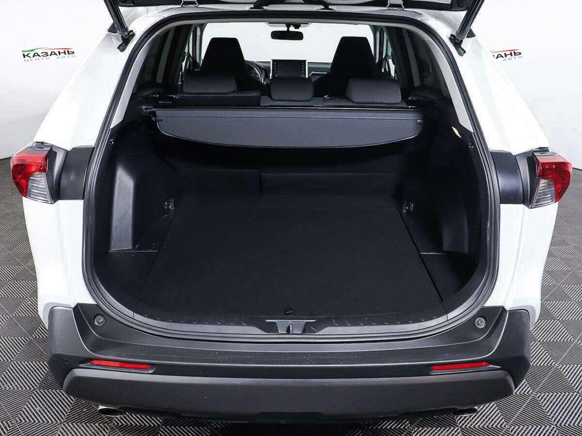 Купить Toyota RAV4 с пробегом. Фото: #8