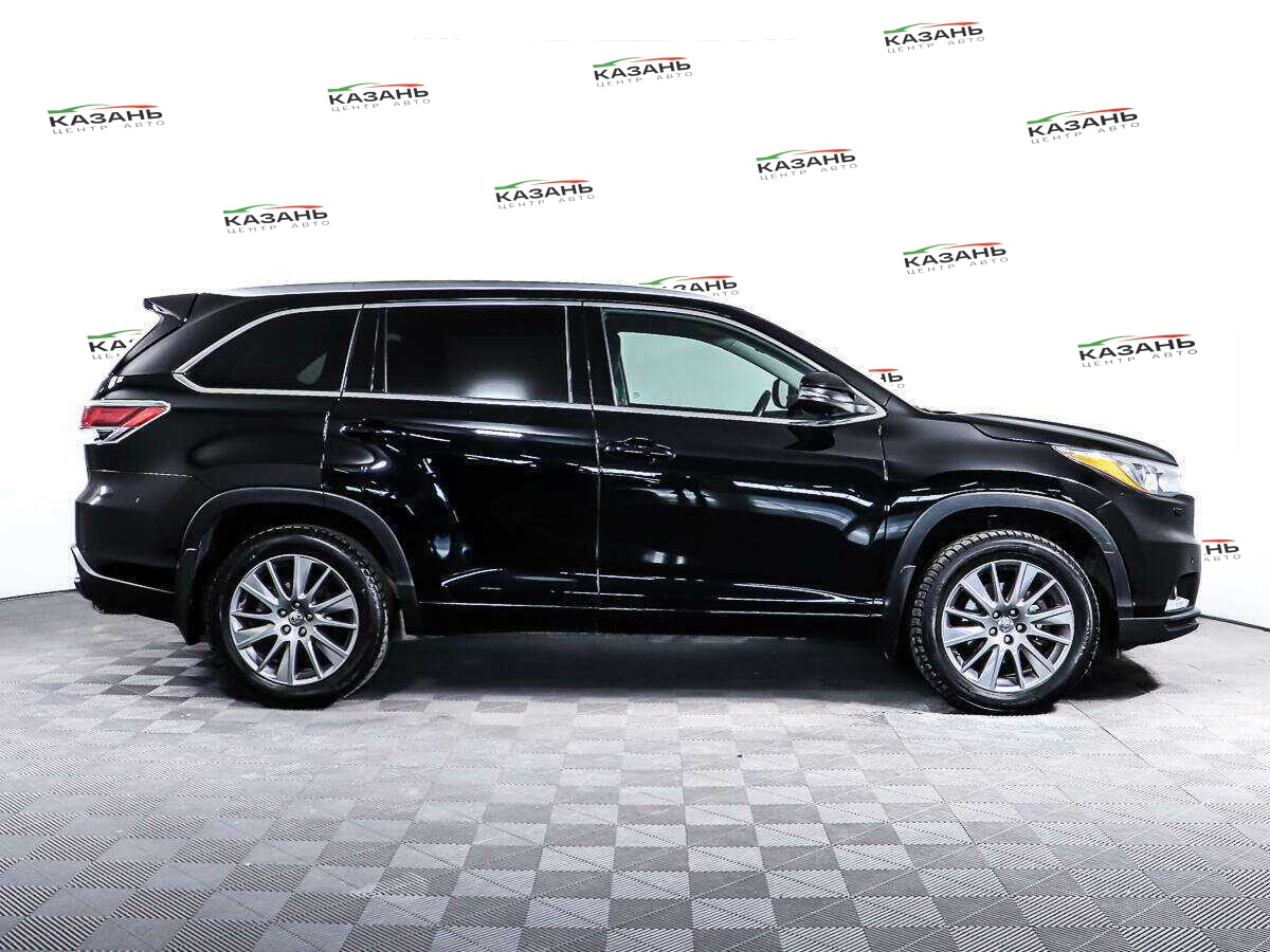 Купить Toyota Highlander с пробегом. Фото: #3