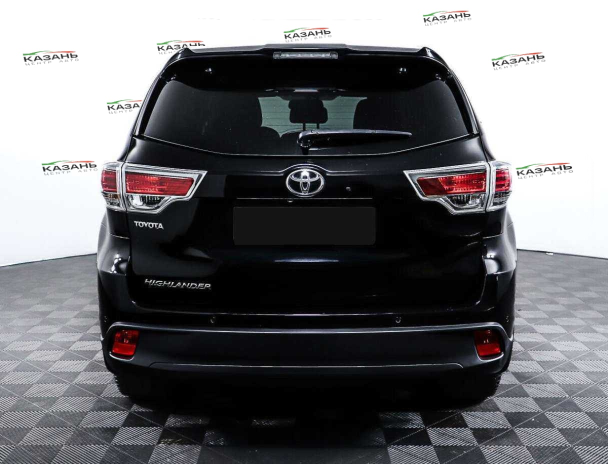 Купить Toyota Highlander с пробегом. Фото: #4