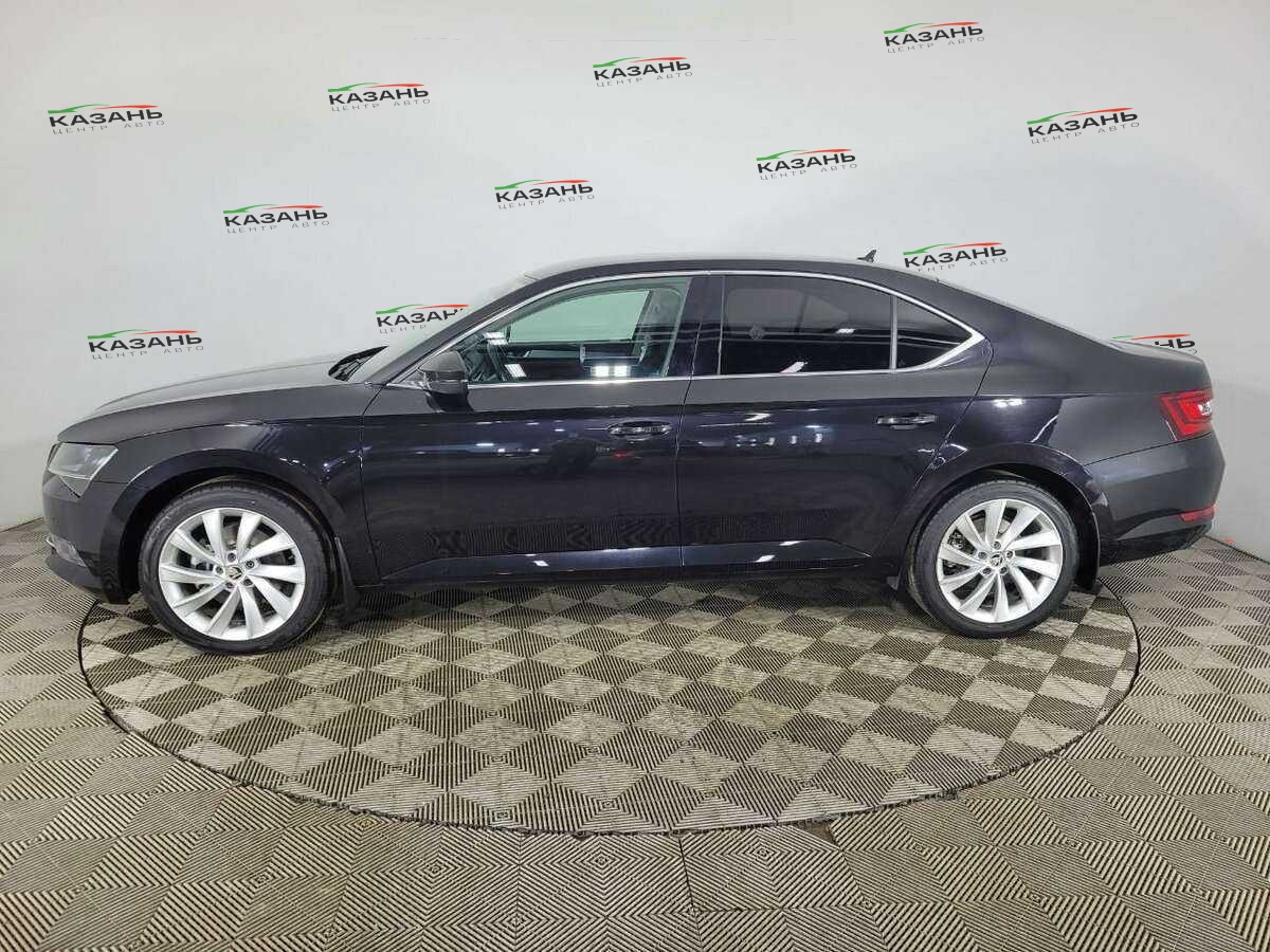 Купить Skoda Superb с пробегом. Фото: #4