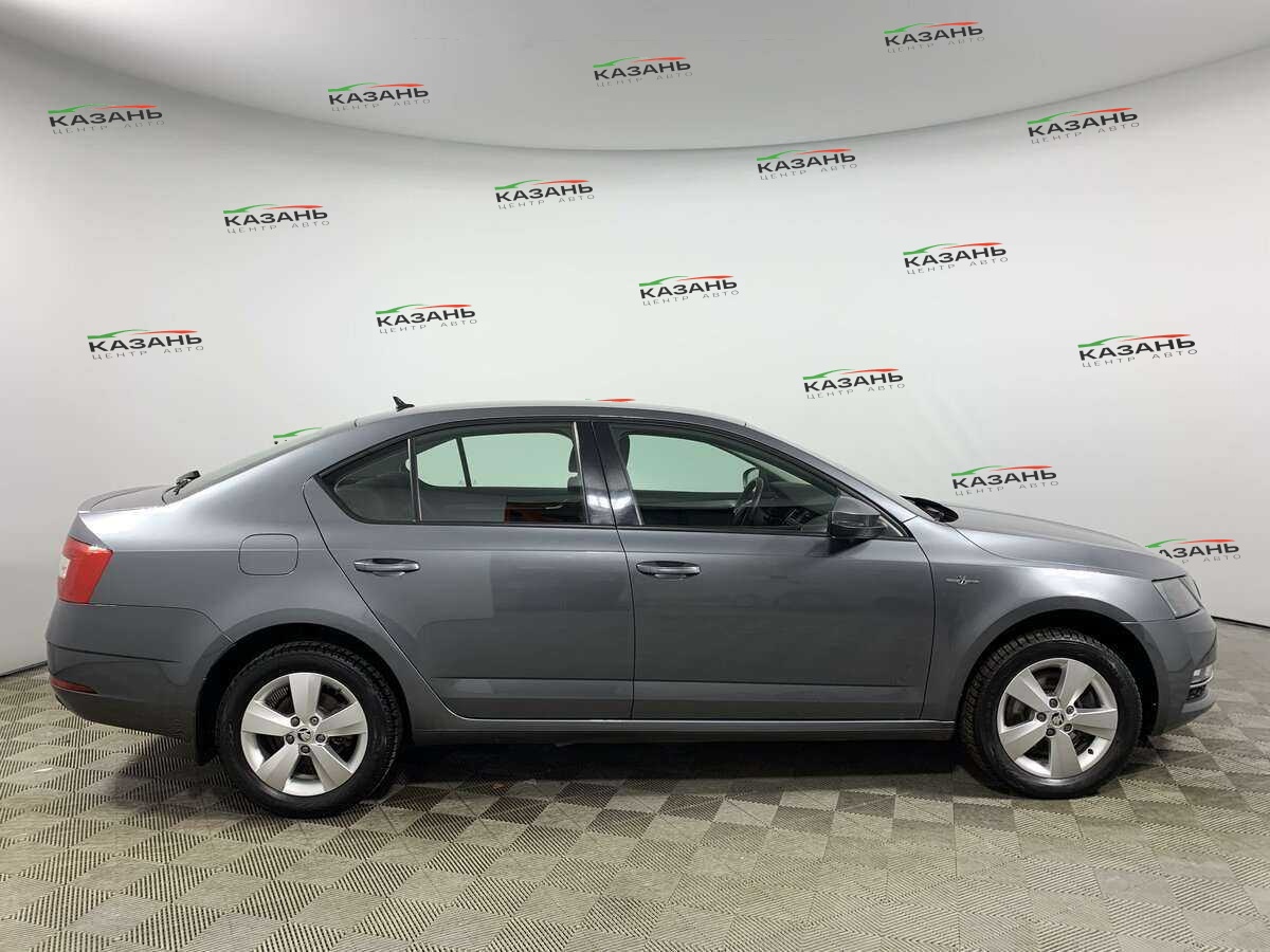 Купить Skoda Octavia с пробегом. Фото: #3
