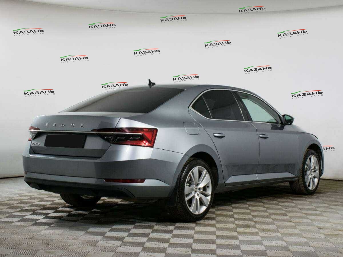 Купить Skoda Superb с пробегом. Фото: #4