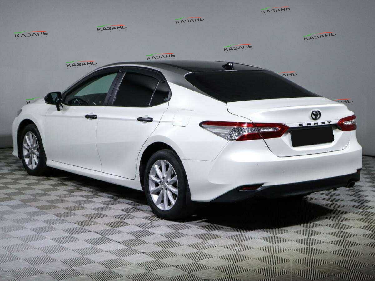 Купить Toyota Camry с пробегом. Фото: #5