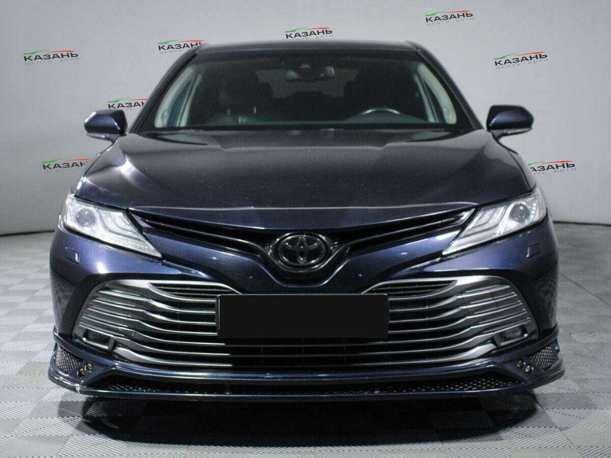 Купить Toyota Camry с пробегом. Фото: #1