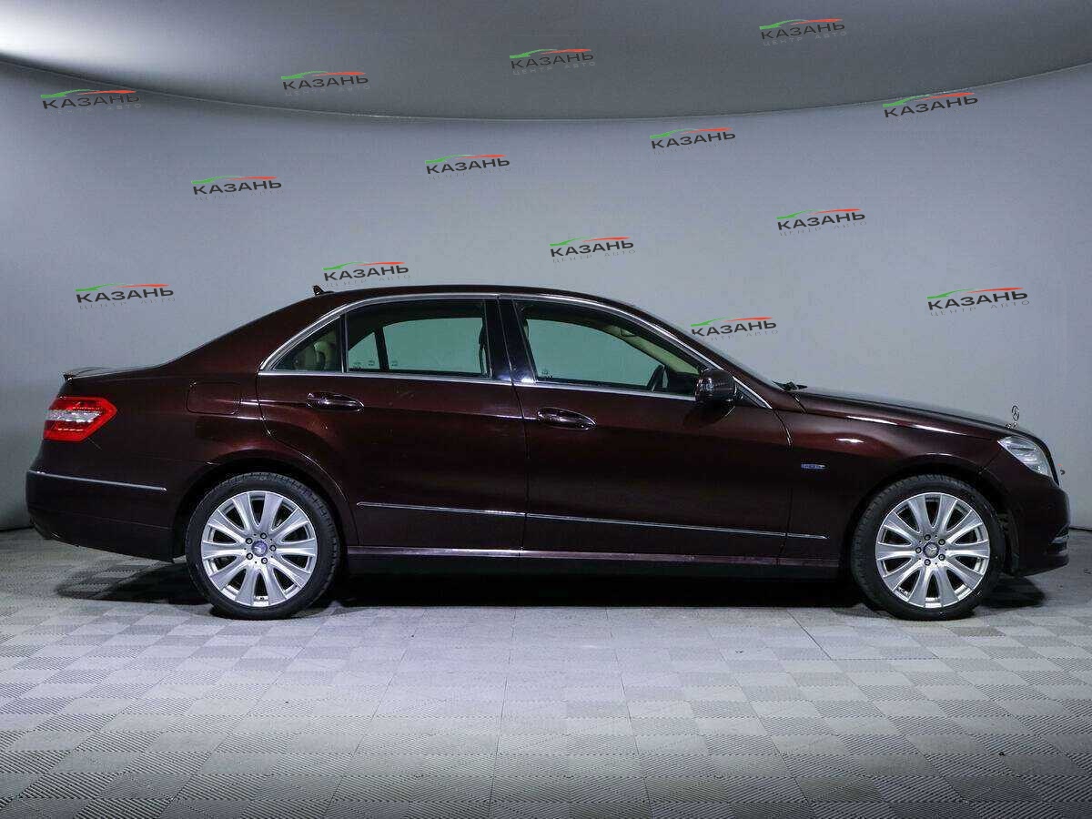 Купить Mercedes-Benz E-Класс с пробегом. Фото: #3