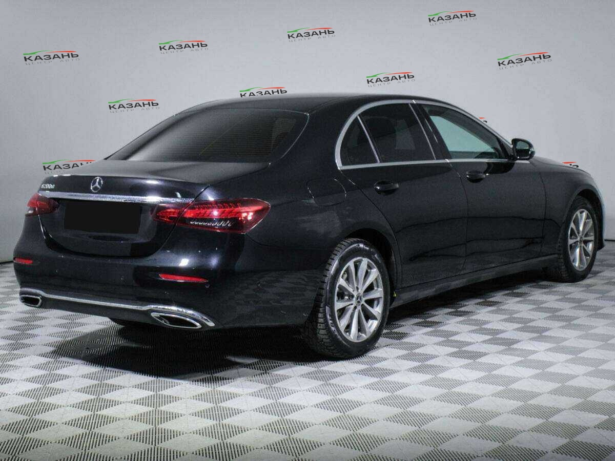 Купить Mercedes-Benz E-Класс с пробегом. Фото: #3