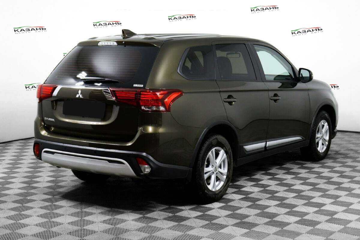 Купить Mitsubishi Outlander с пробегом. Фото: #4