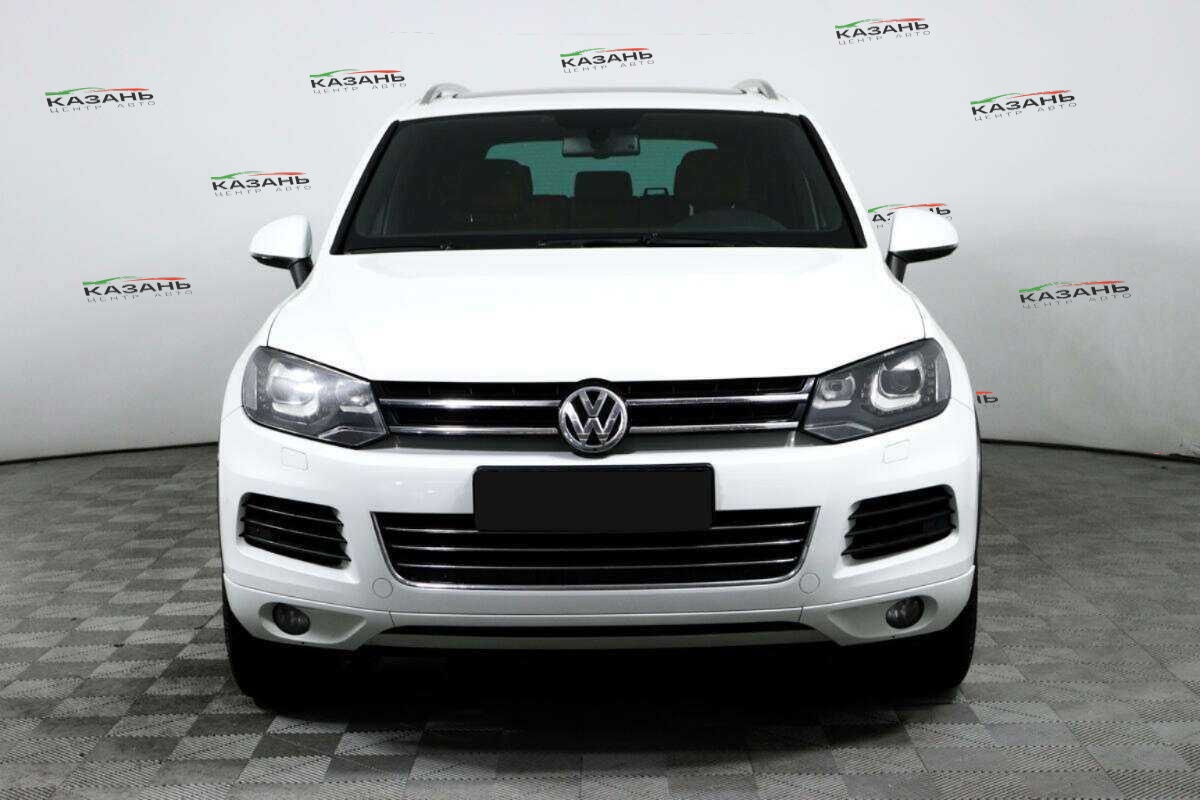 Купить Volkswagen Touareg с пробегом. Фото: #1