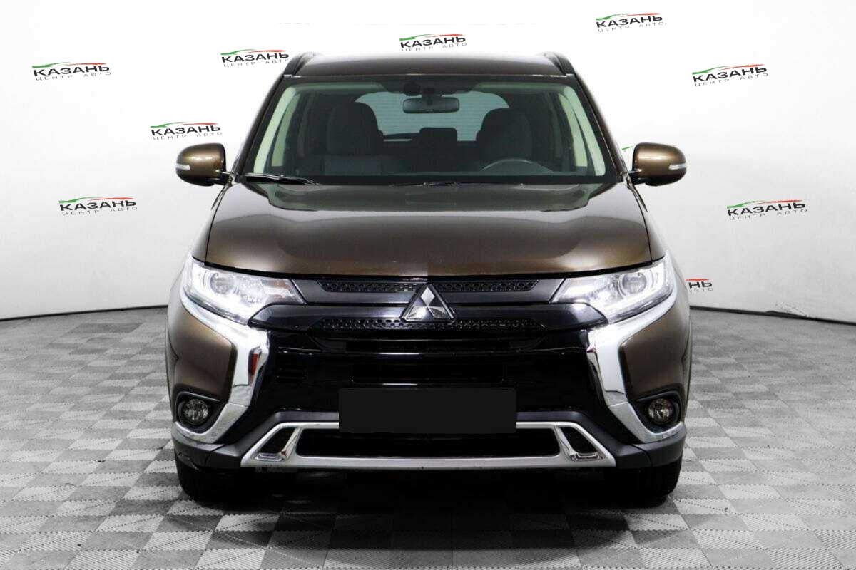 Купить Mitsubishi Outlander с пробегом. Фото: #1