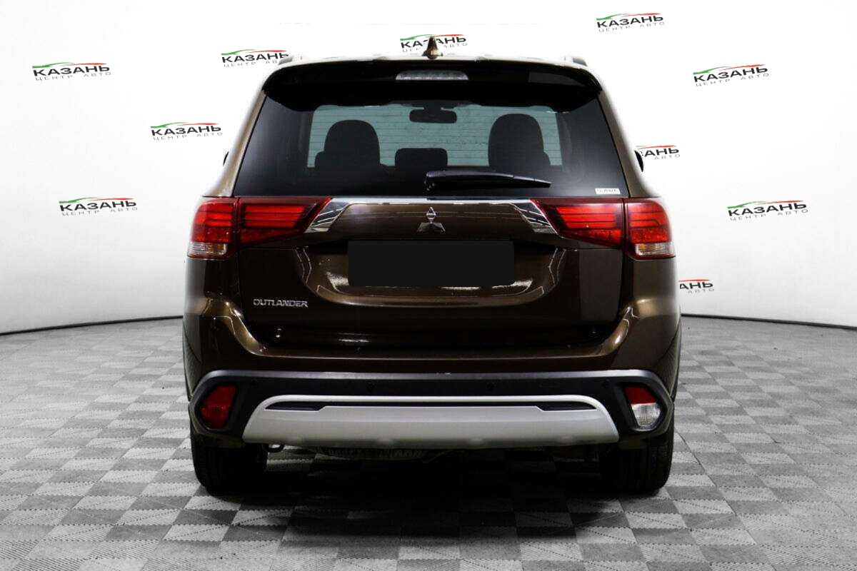 Купить Mitsubishi Outlander с пробегом. Фото: #5