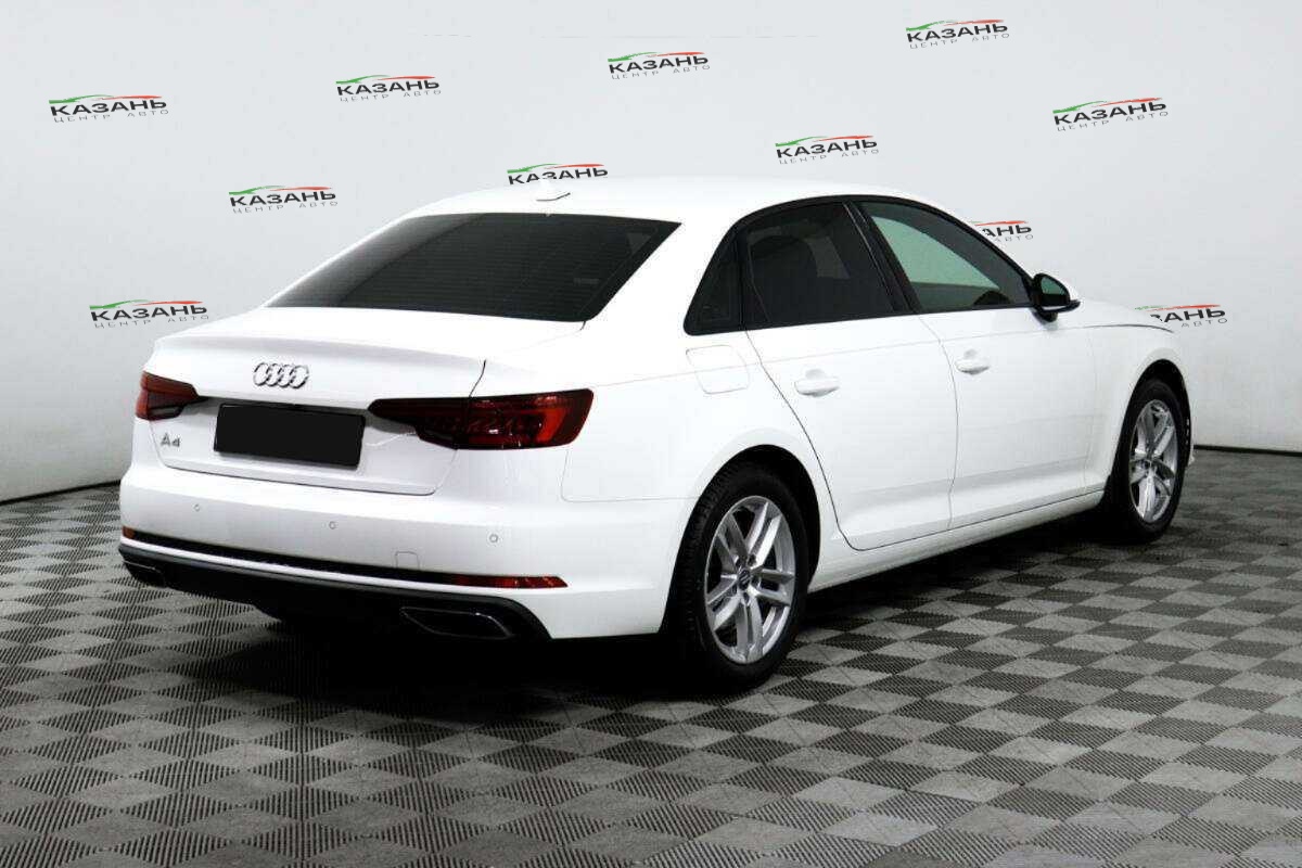 Купить Audi A4 с пробегом. Фото: #4