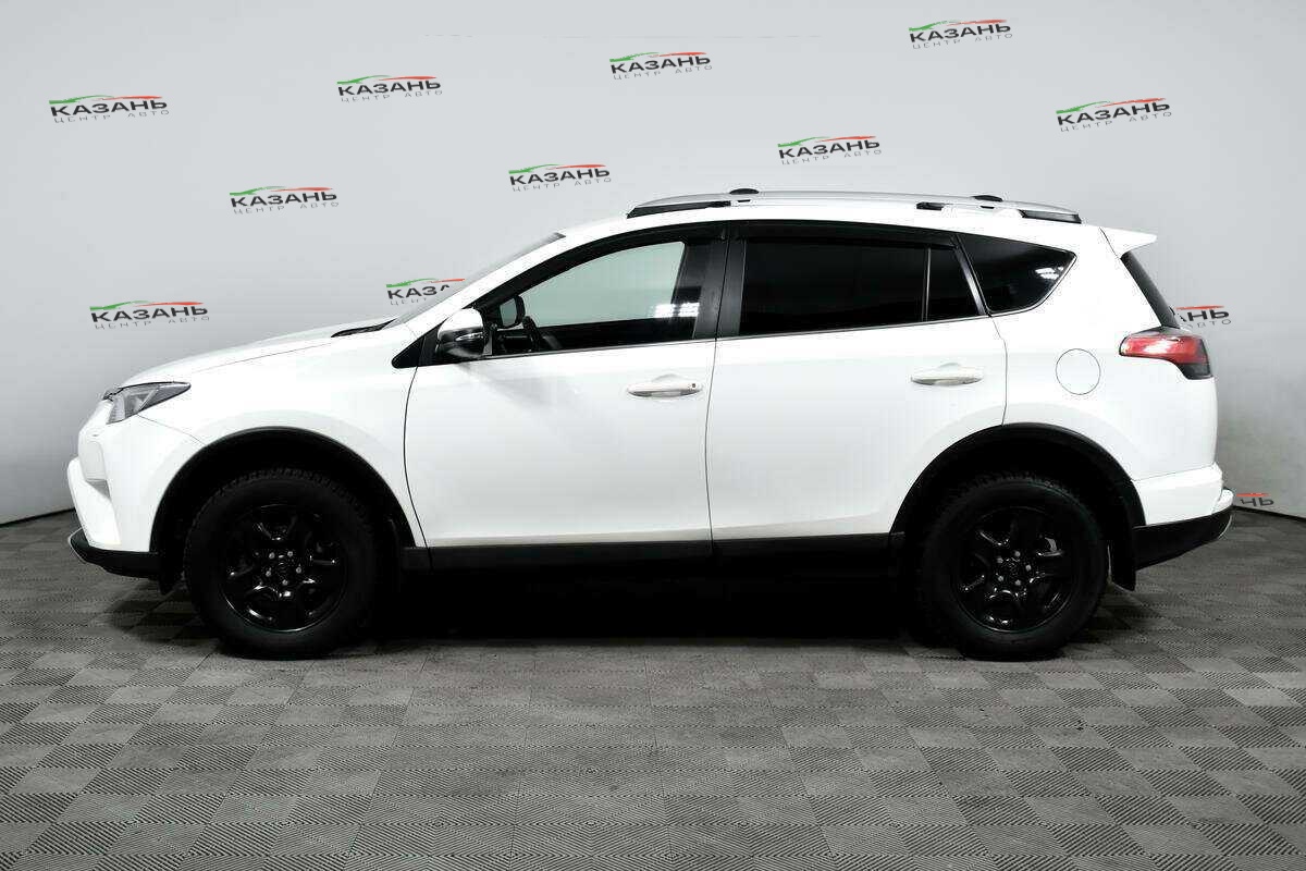 Купить Toyota RAV4 с пробегом. Фото: #7