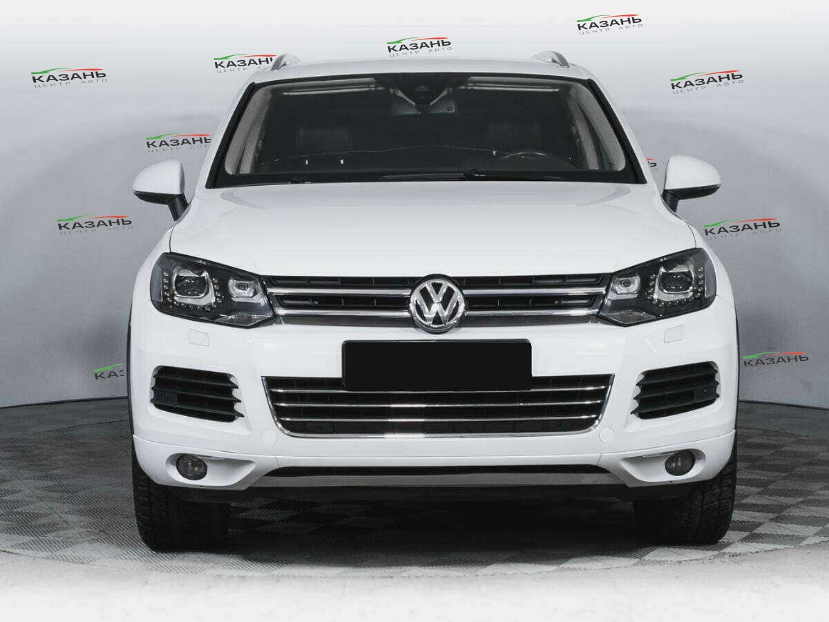 Купить Volkswagen Touareg с пробегом. Фото: #1