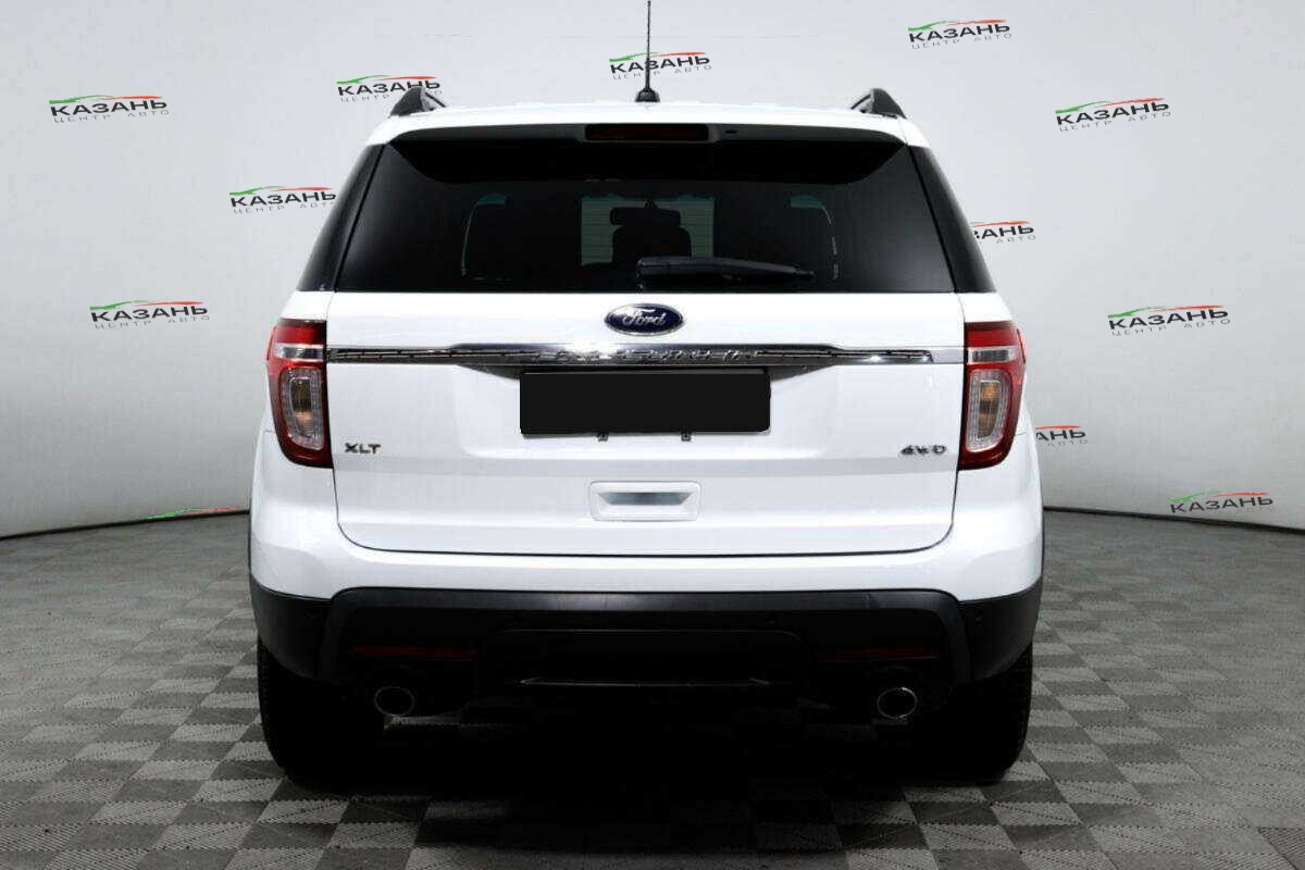 Купить Ford Explorer с пробегом. Фото: #5