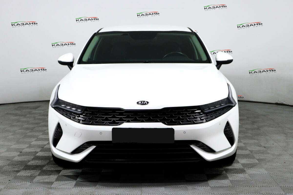 Купить Kia K5 с пробегом. Фото: #1