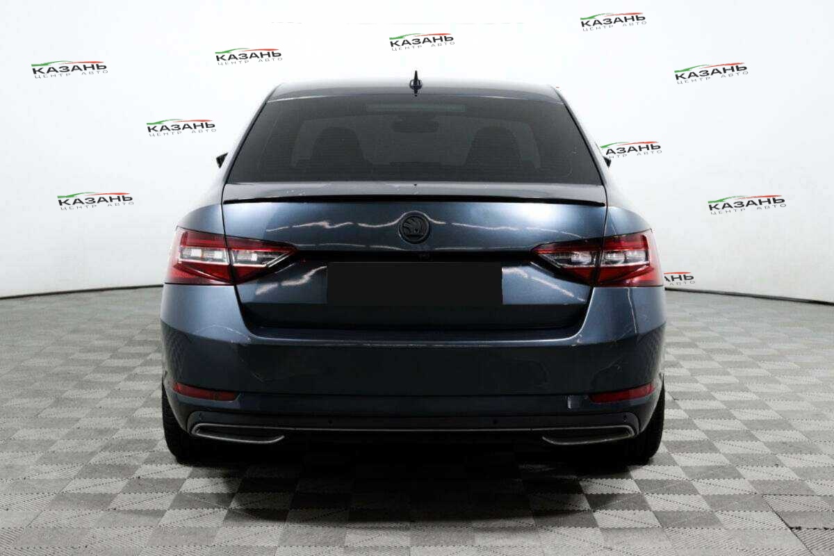 Купить Skoda Superb с пробегом. Фото: #5