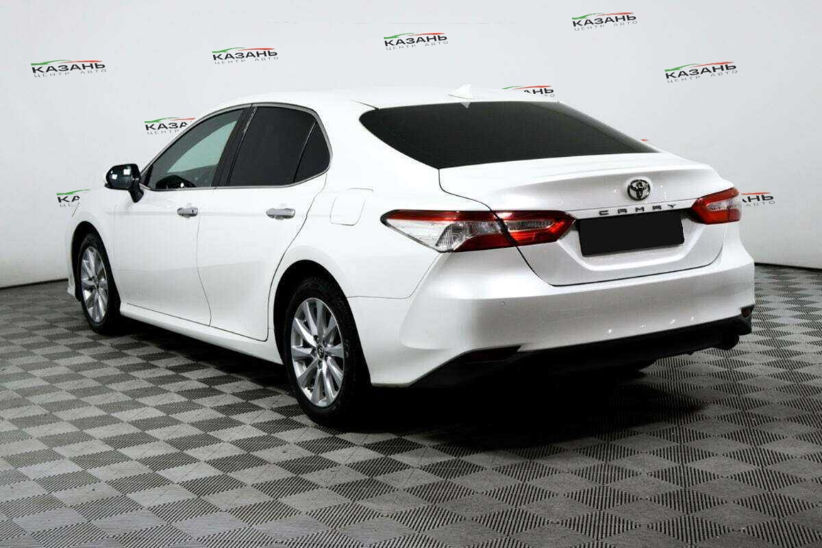 Купить Toyota Camry с пробегом. Фото: #6