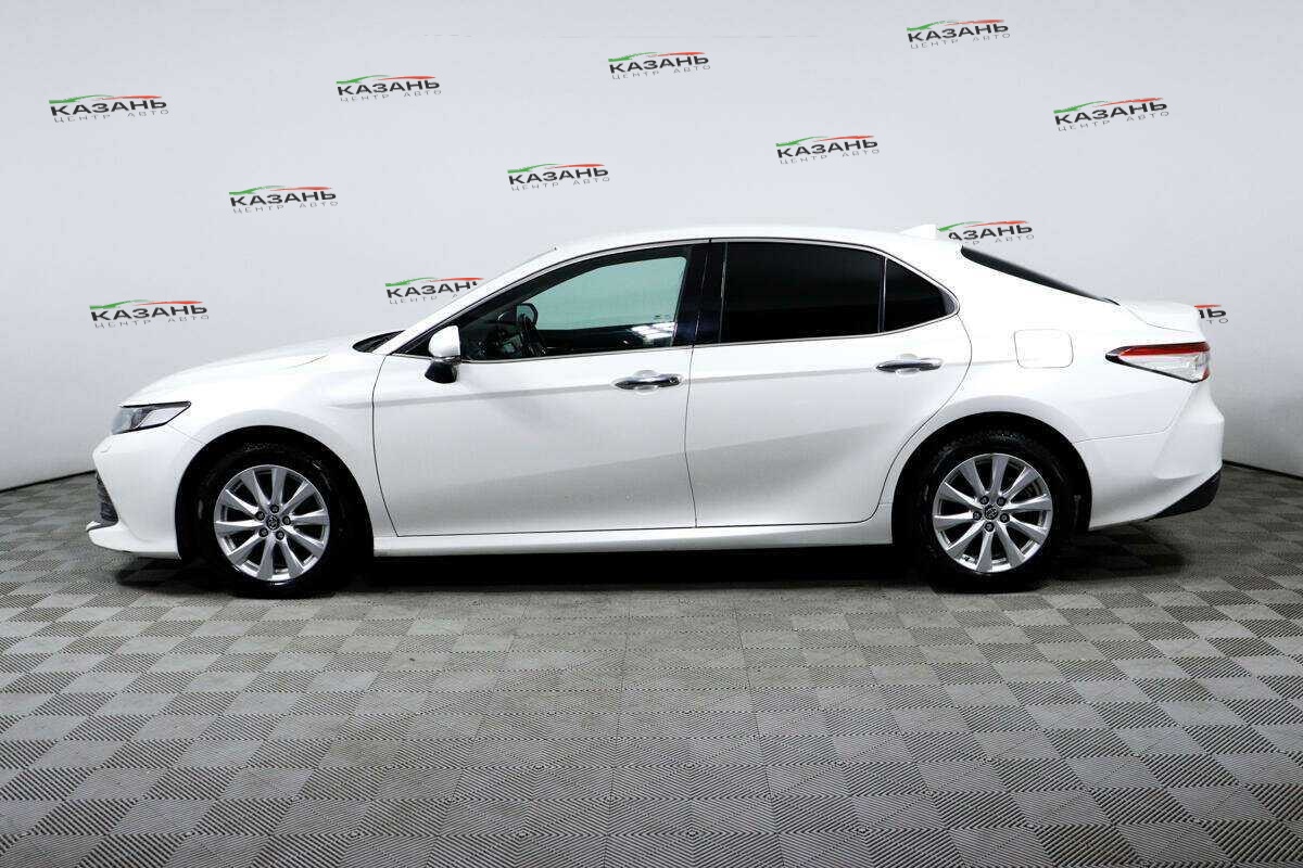 Купить Toyota Camry с пробегом. Фото: #7