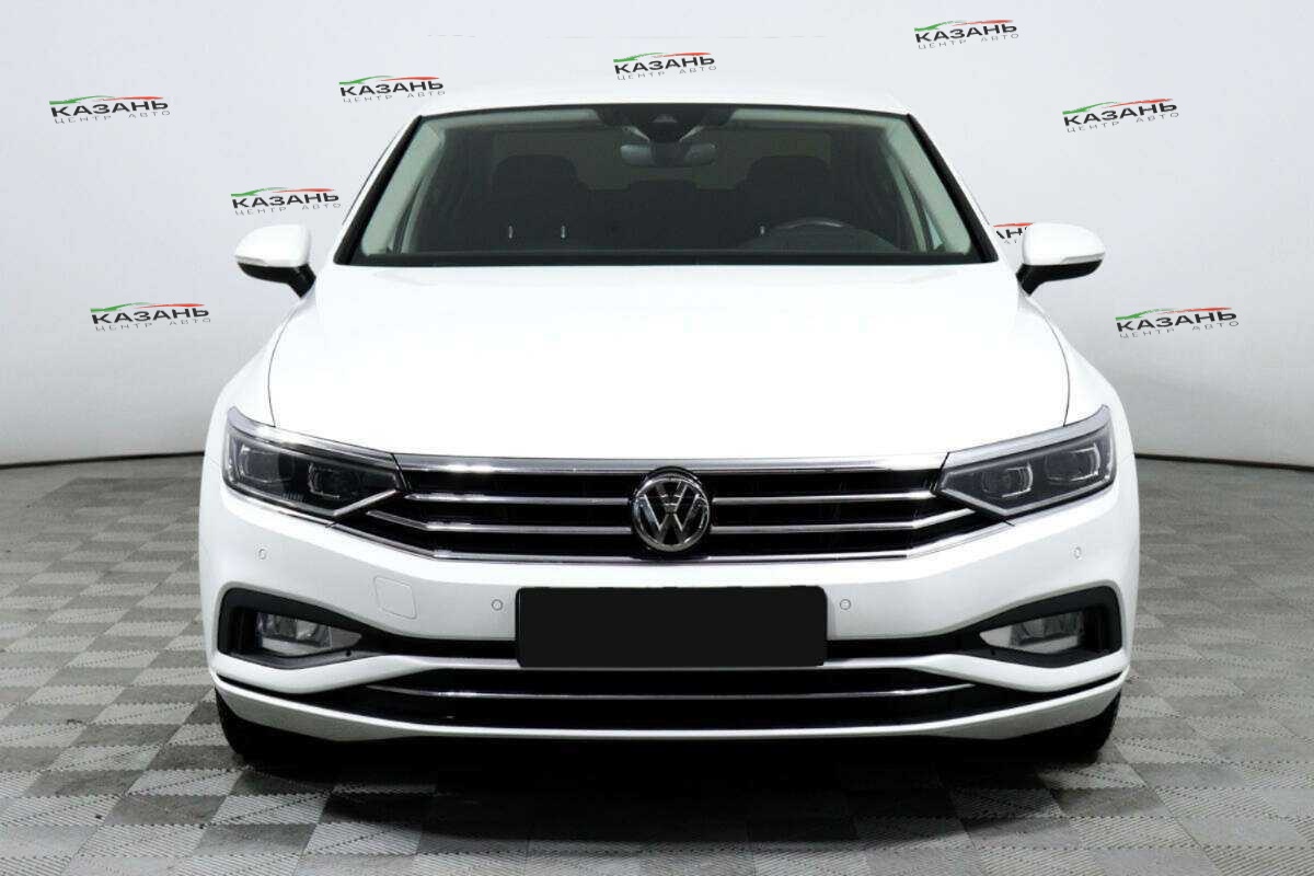 Купить Volkswagen Passat с пробегом. Фото: #1