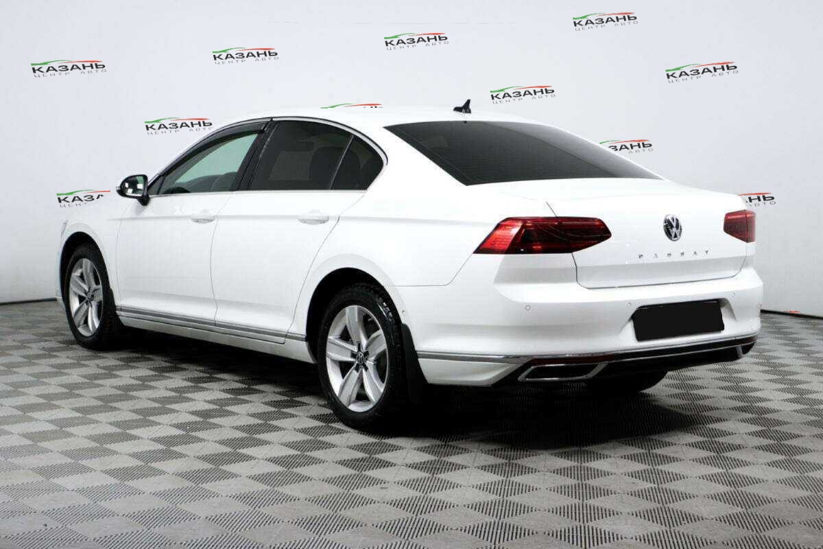 Купить Volkswagen Passat с пробегом. Фото: #6