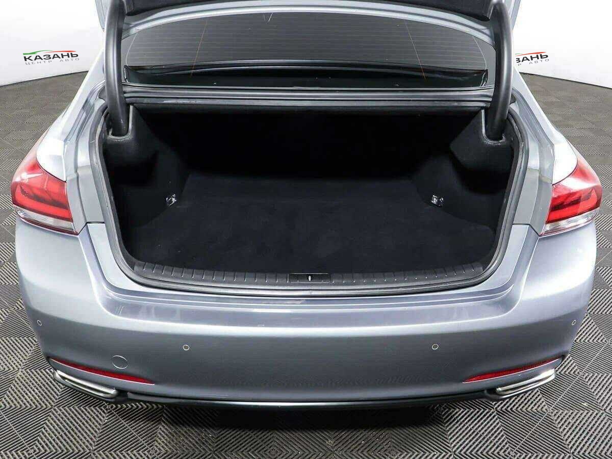 Купить Hyundai Genesis с пробегом. Фото: #16