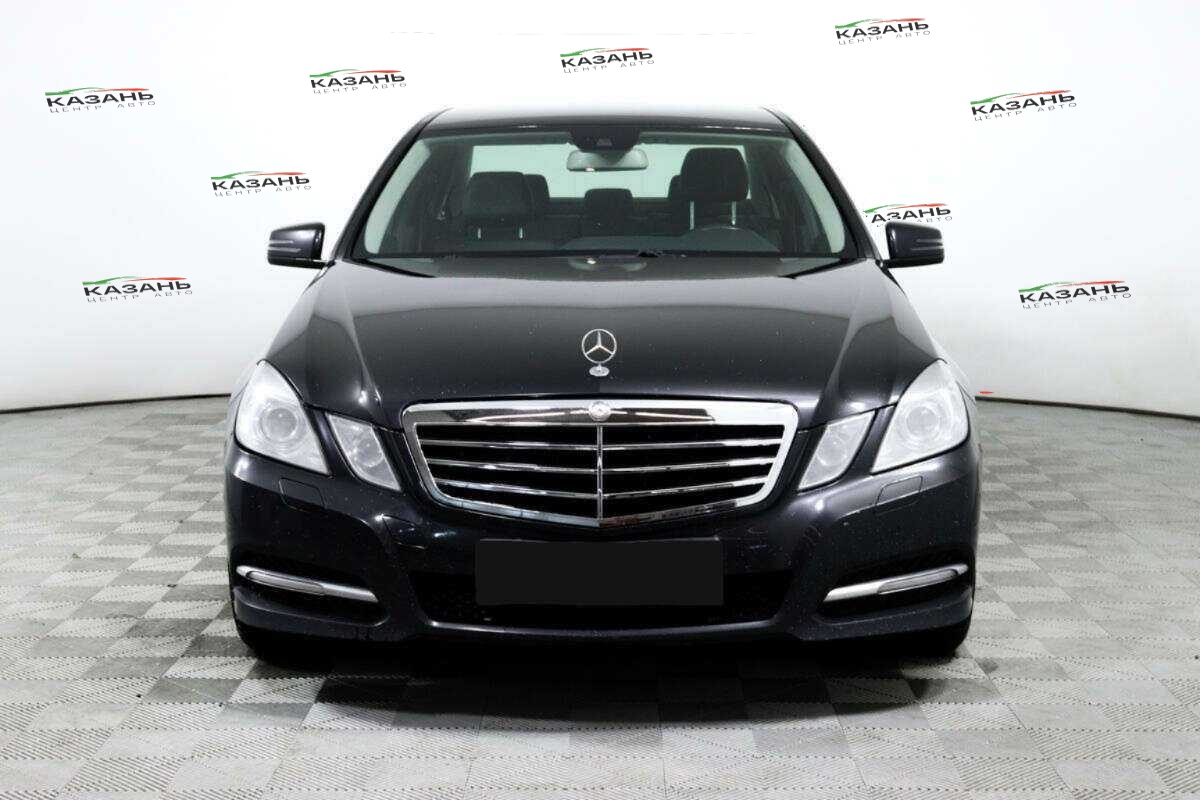 Купить Mercedes-Benz E-Класс с пробегом. Фото: #1