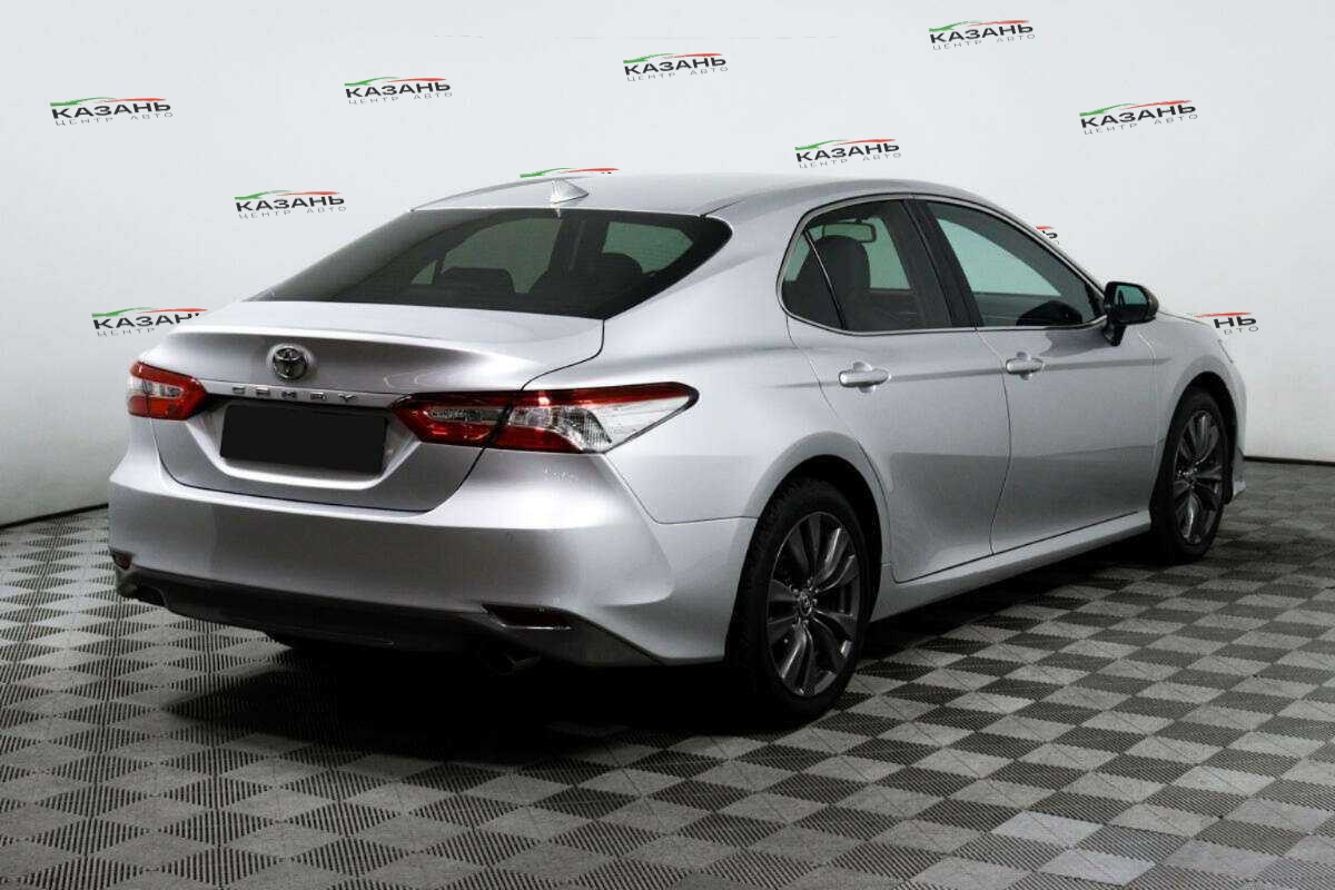 Купить Toyota Camry с пробегом. Фото: #4