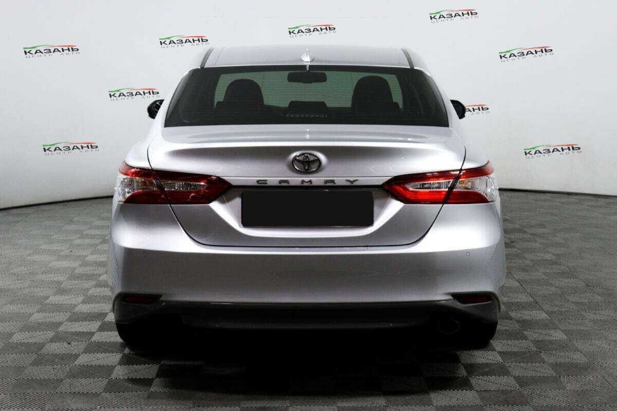 Купить Toyota Camry с пробегом. Фото: #5
