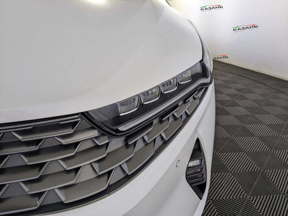 Купить Kia K5 с пробегом. Фото: #10