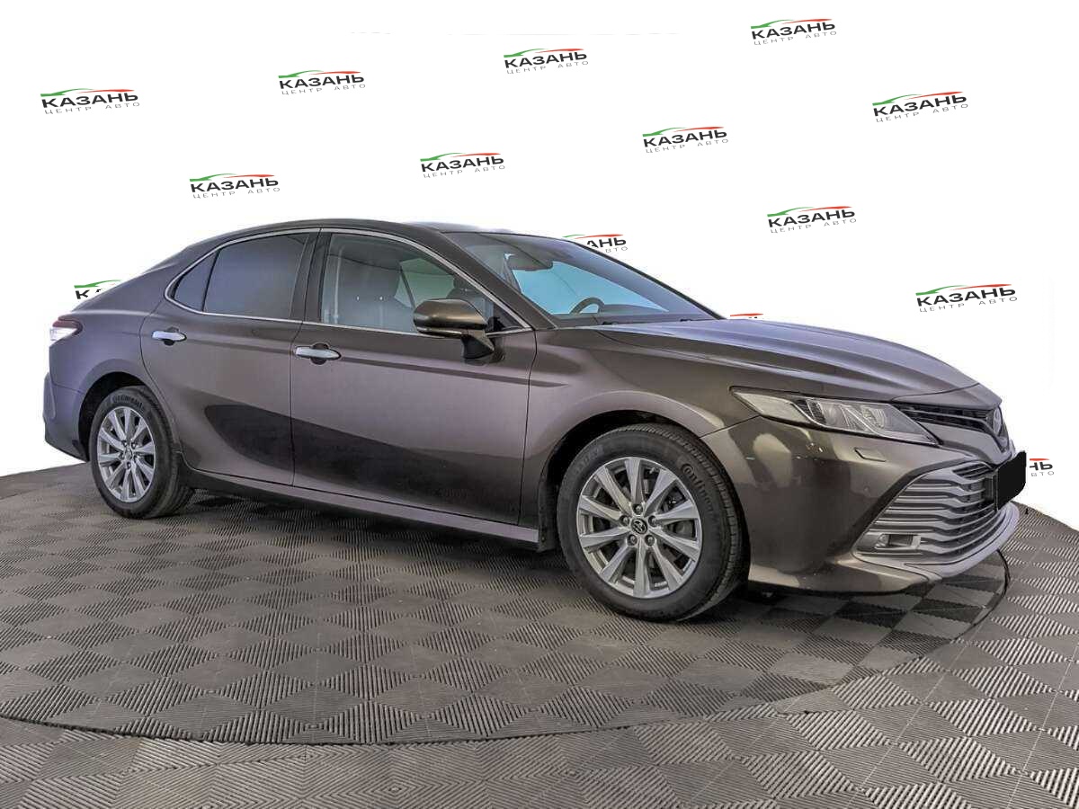 Купить Toyota Camry с пробегом. Фото: #2
