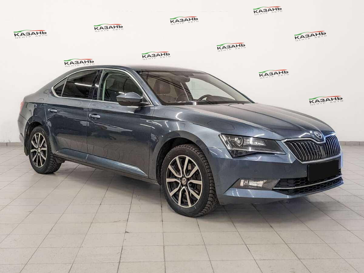 Купить Skoda Superb с пробегом. Фото: #2