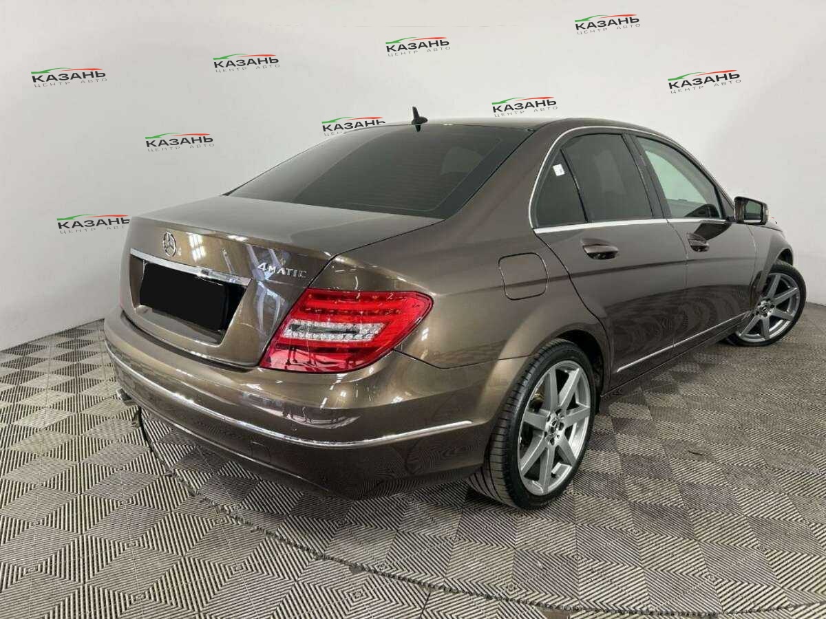 Купить Mercedes-Benz C-Класс с пробегом. Фото: #4